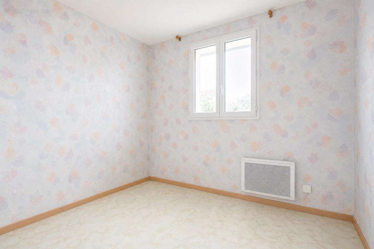 Maison de 7 pièces de 175 m² située à Le Blanc-Mesnil - photo 12