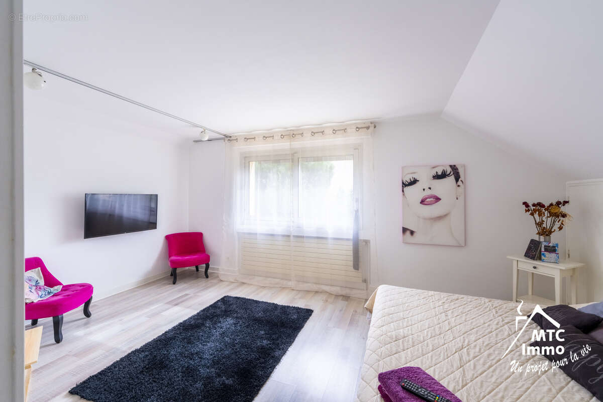Maison 210 m2 / garage / terrain - photo 16