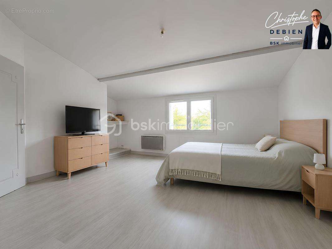 Maison rénovée – 2 chambres - calme – cour – poêle à bois - la bruffière - photo 9