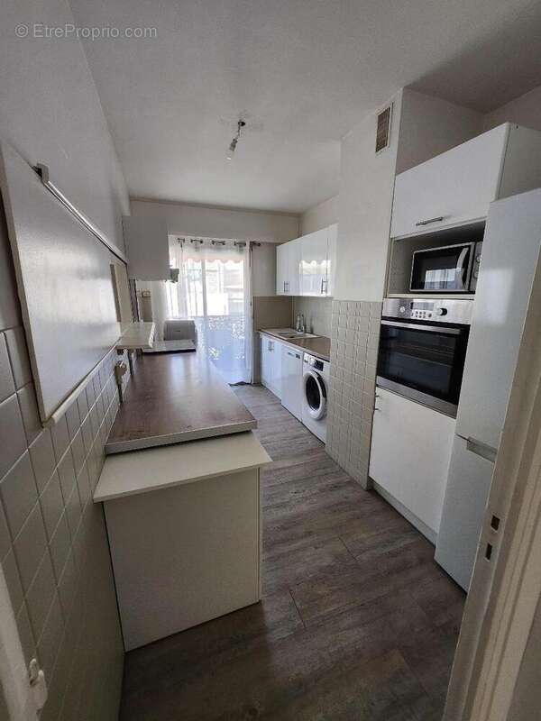   - Appartement à ANTIBES