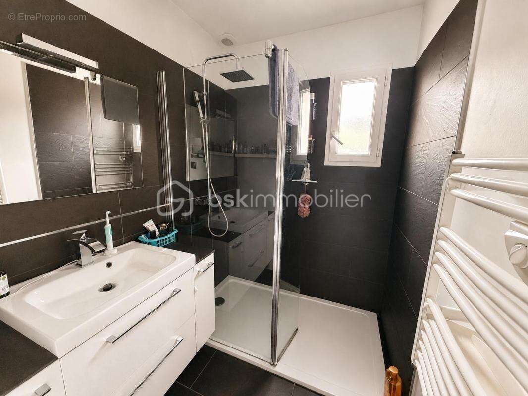 En Exclusivité, Maison de 130m2 5 chambres - photo 8