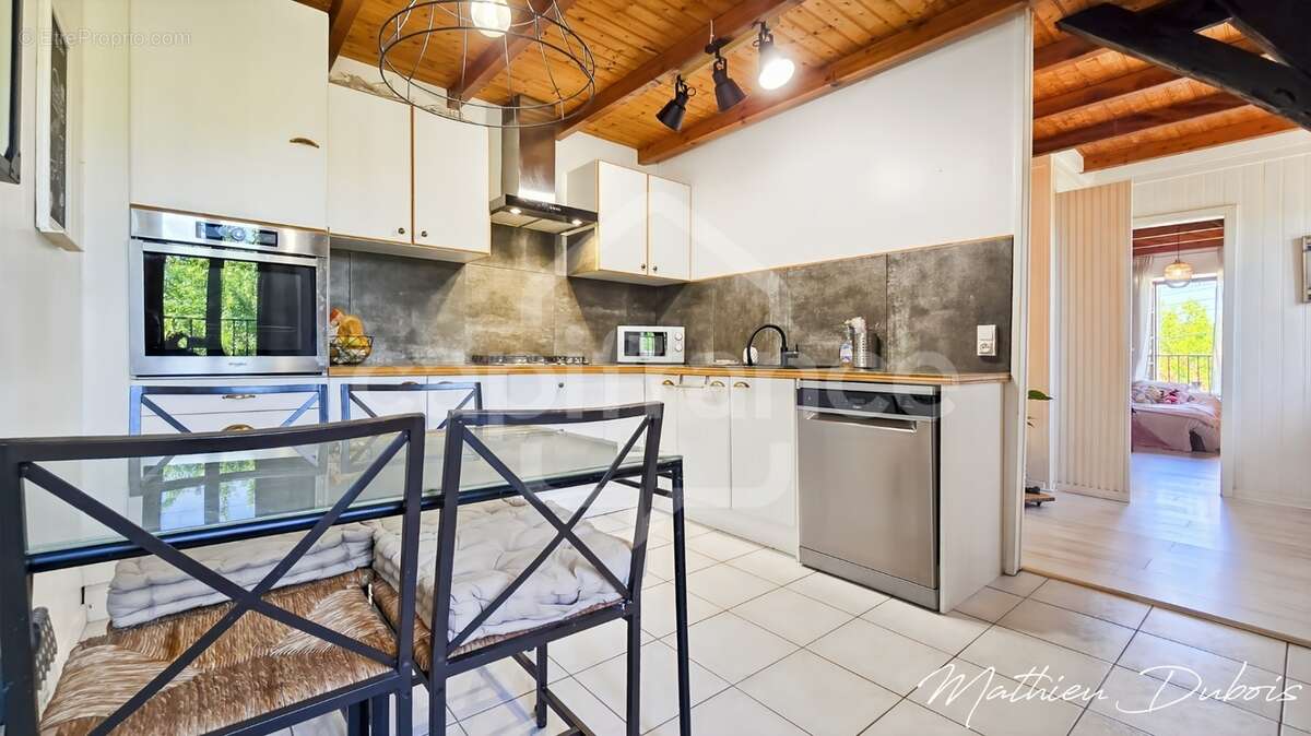 Maison en pierre rénovée avec vue sur les vignes, au cœur d’un village de caractère - photo 9
