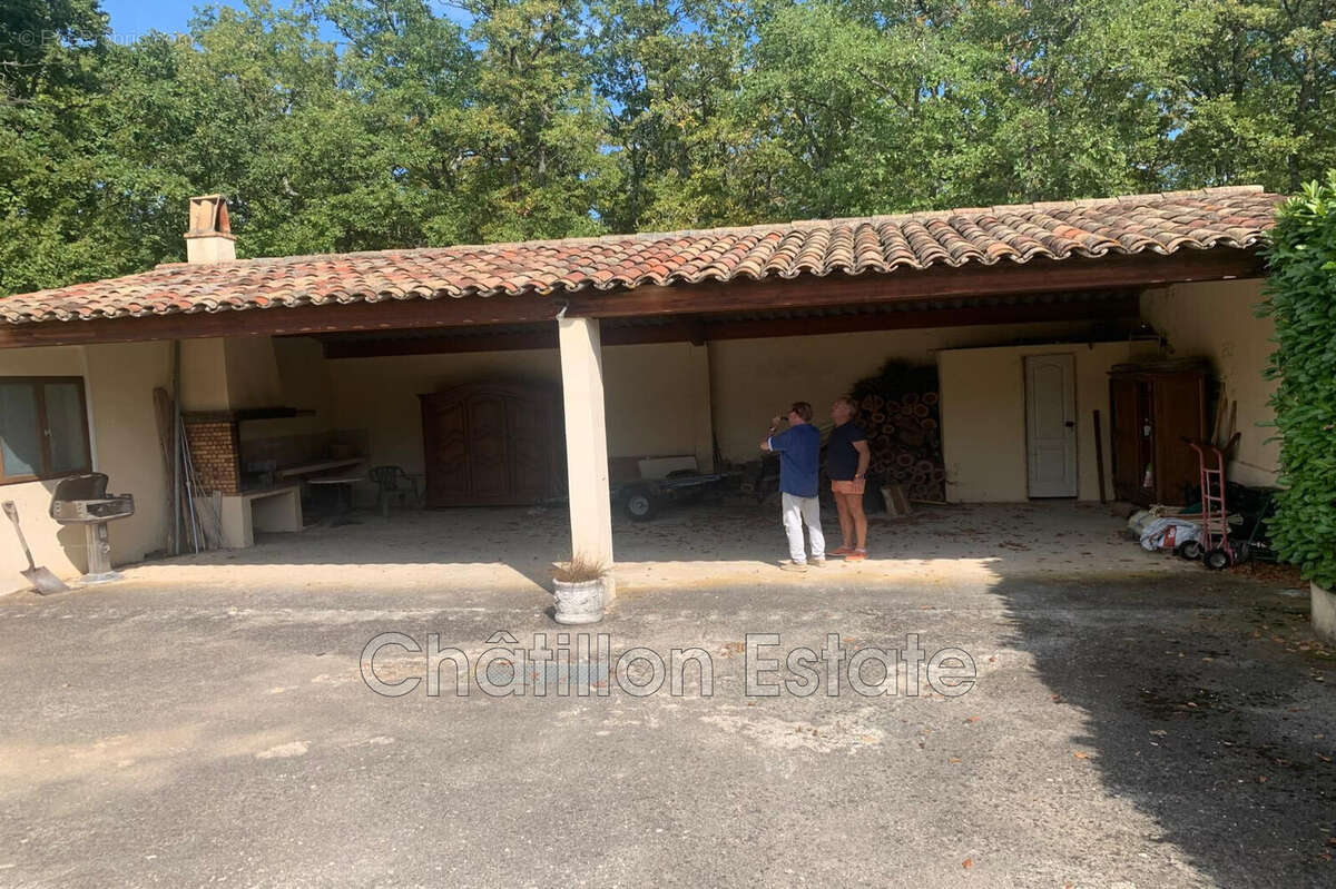 Maison à ESCRAGNOLLES