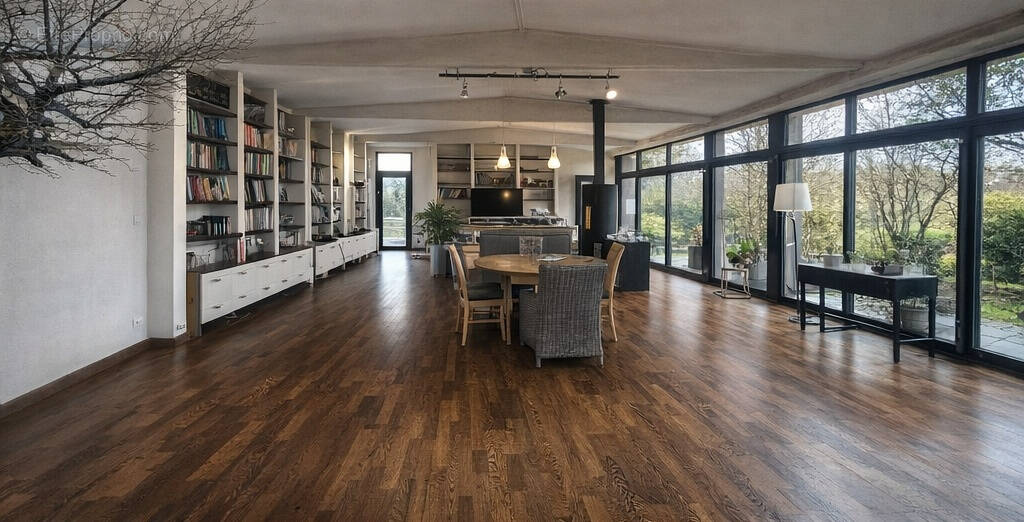 Maison à TRENAL