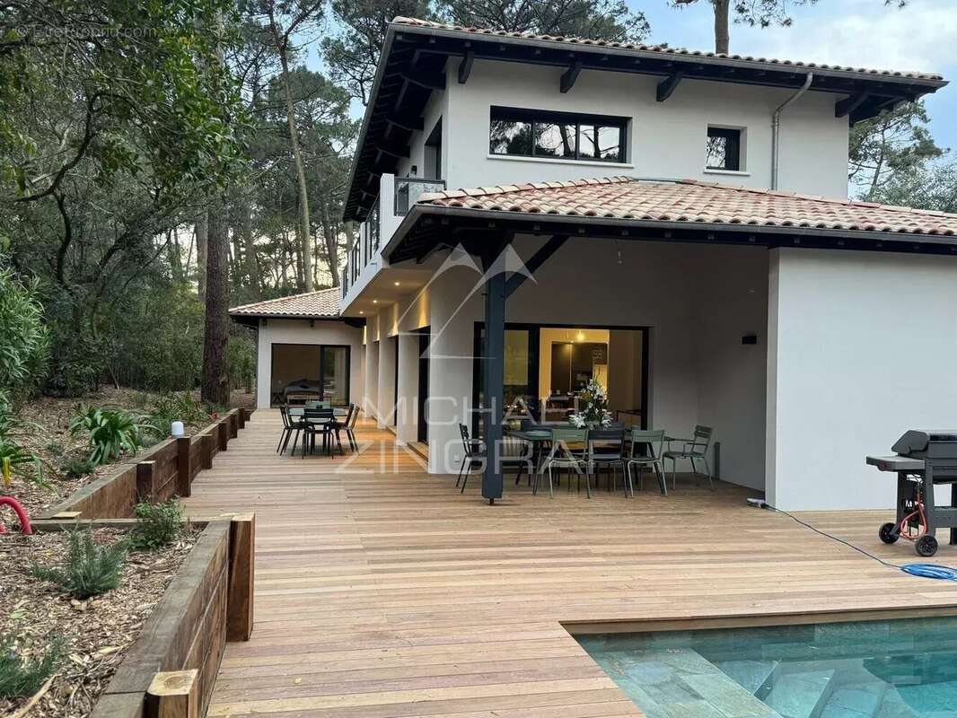 Maison à LE BOUSCAT