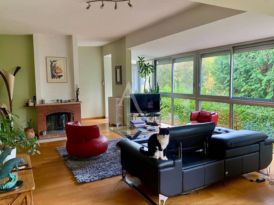 Maison à GIF-SUR-YVETTE