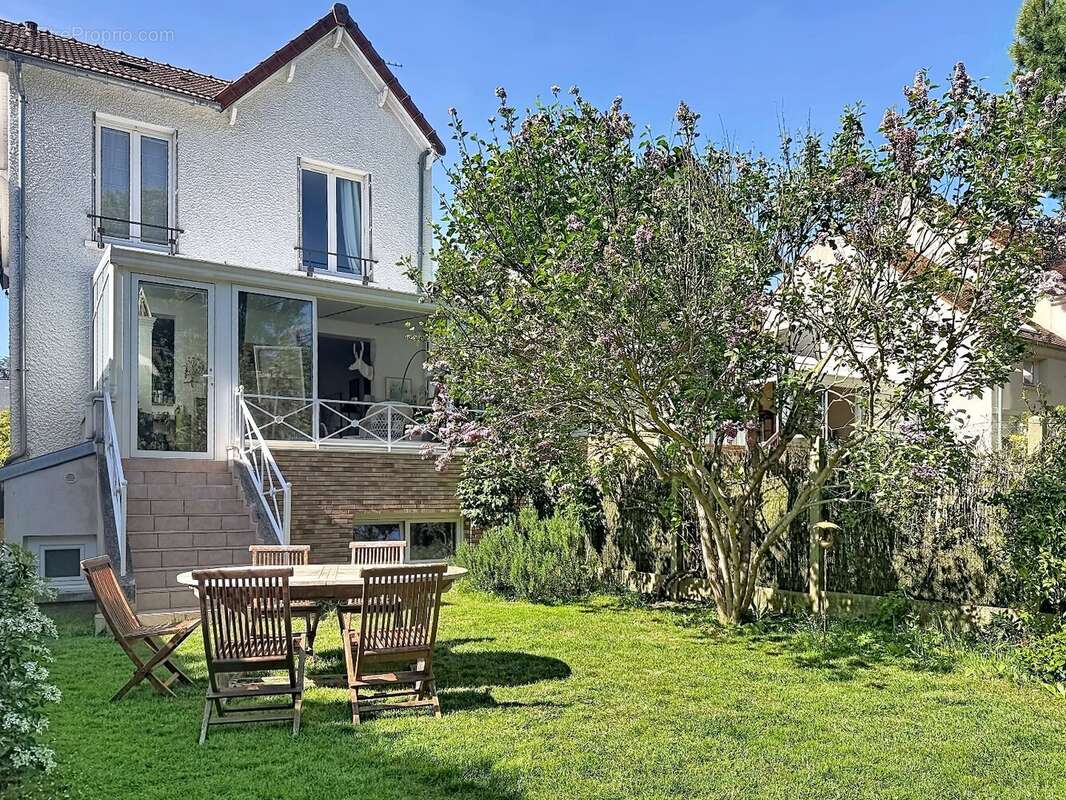 Maison à LE CHESNAY