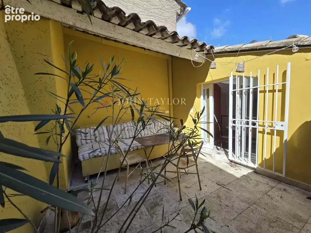 Photo Appartement à Lourmarin au prix de 349 000€
