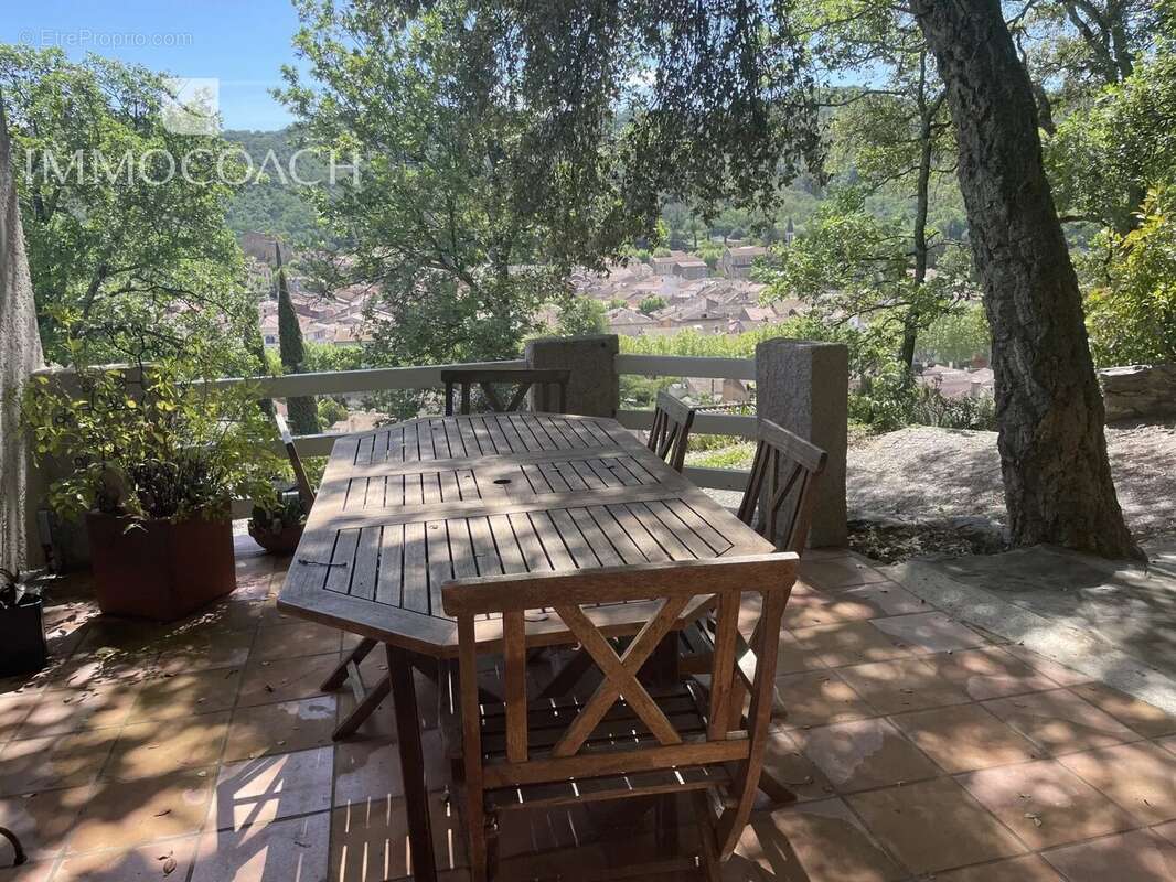 Maison à COLLOBRIERES