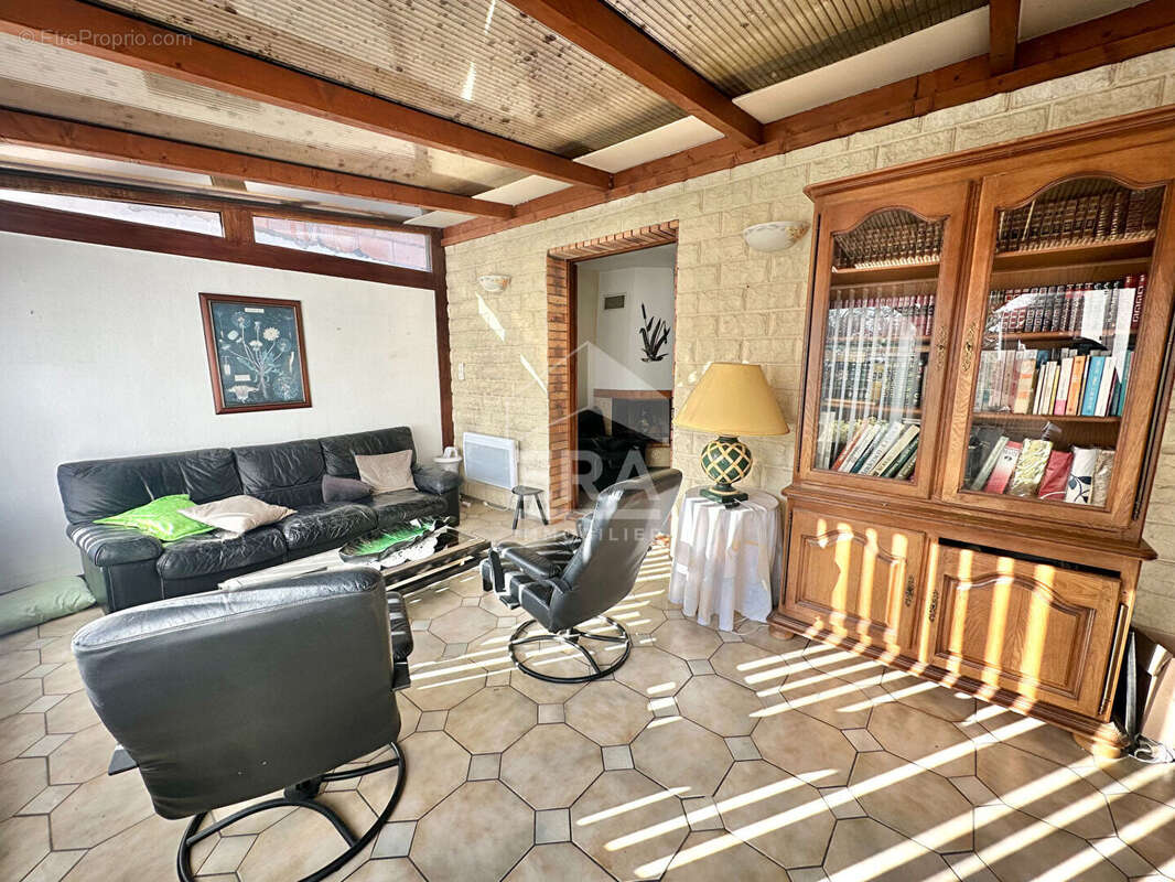 Maison à SARTROUVILLE