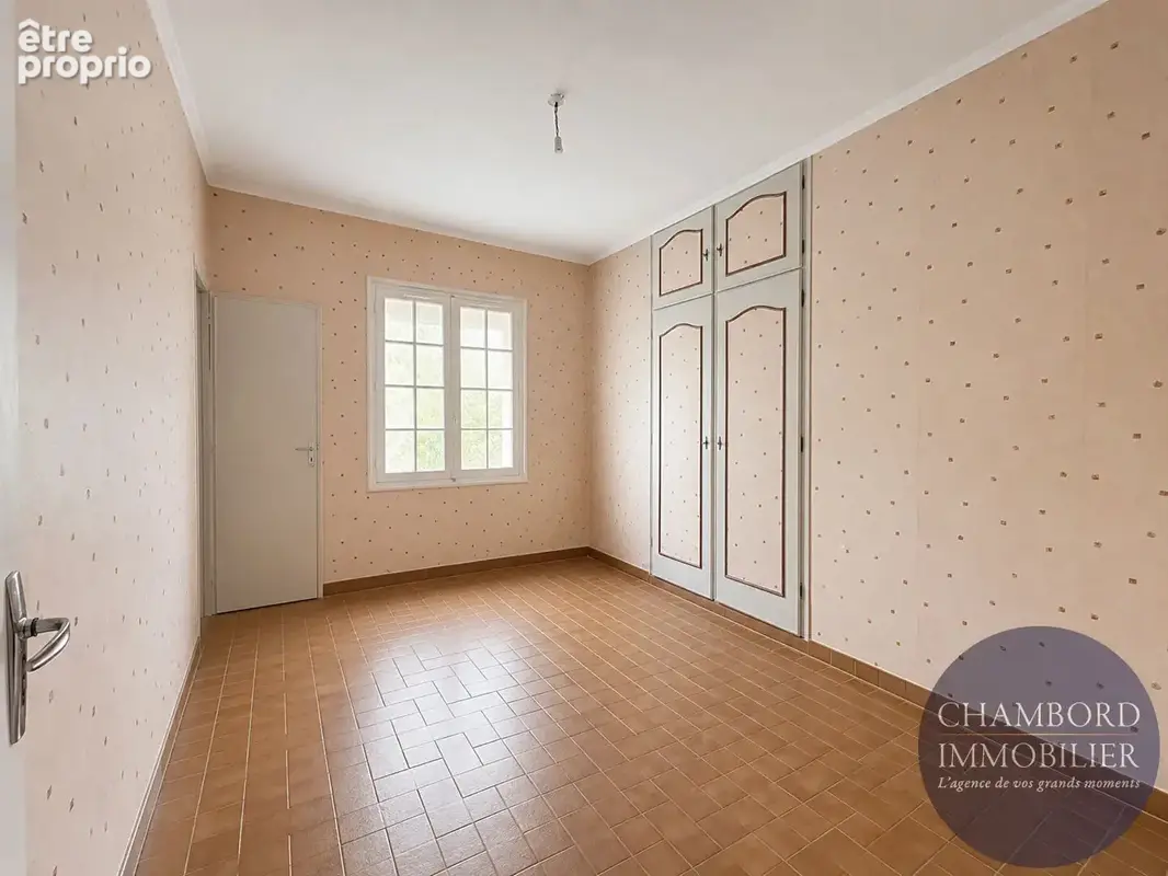 Maison spacieuse à vendre à Les Montils - Exclusivité CHAMBORD IMMOBILIER - photo 11