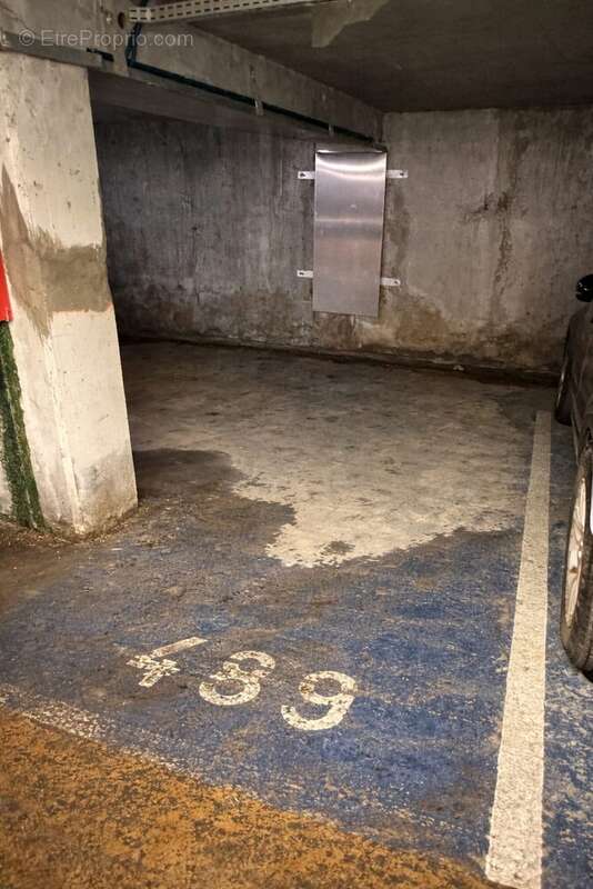 Parking à TOURS