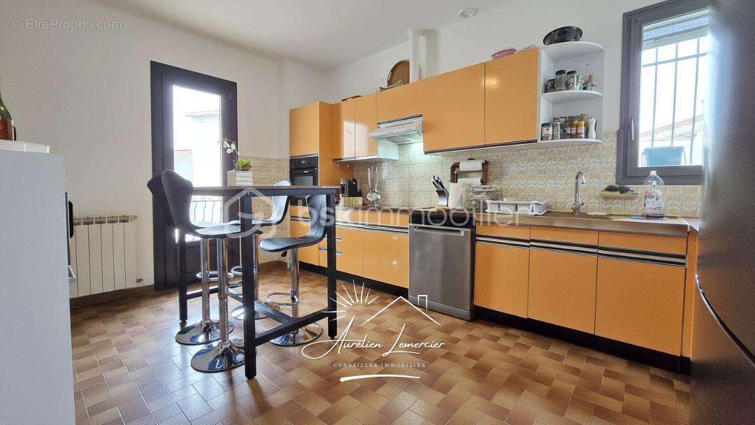 Maison 6 pièces 195m2 sur terrain de 500m2 - Arles - photo 5