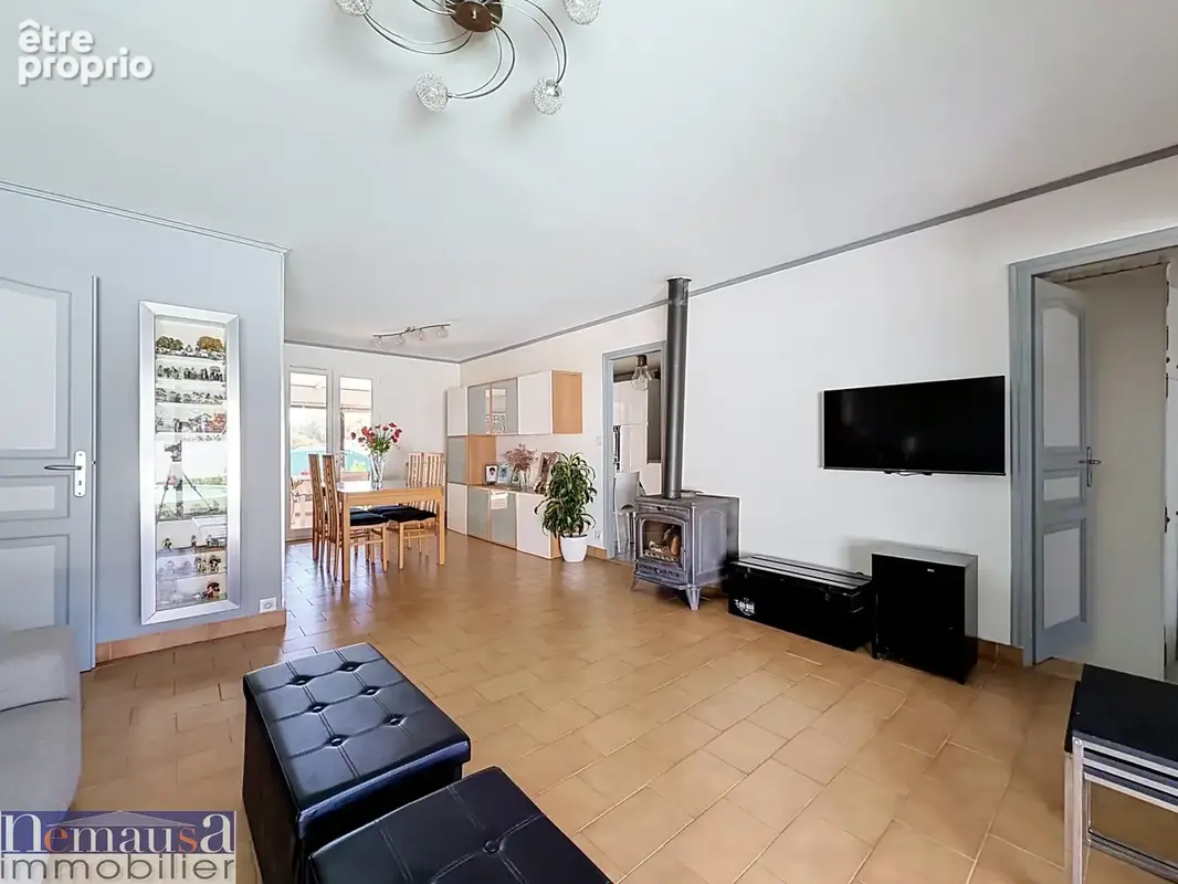 A vendre Maison plain-pied 118 m2 avec piscine et véranda   Nîmes, secteur CHU Carémeau - photo 15