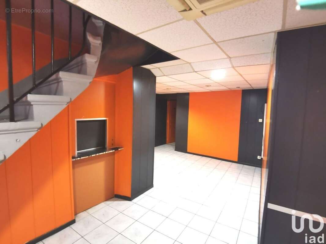 Photo 5 - Commerce à LE PEAGE-DE-ROUSSILLON