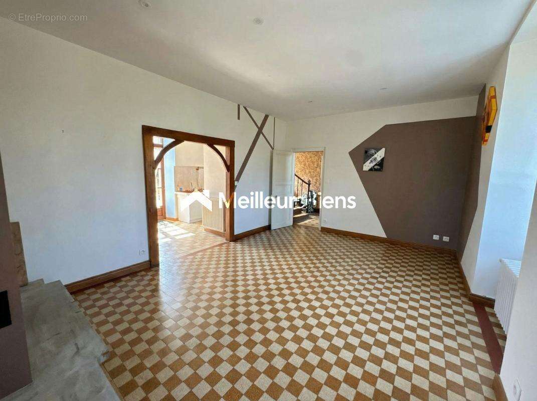 Maison à RENAZE