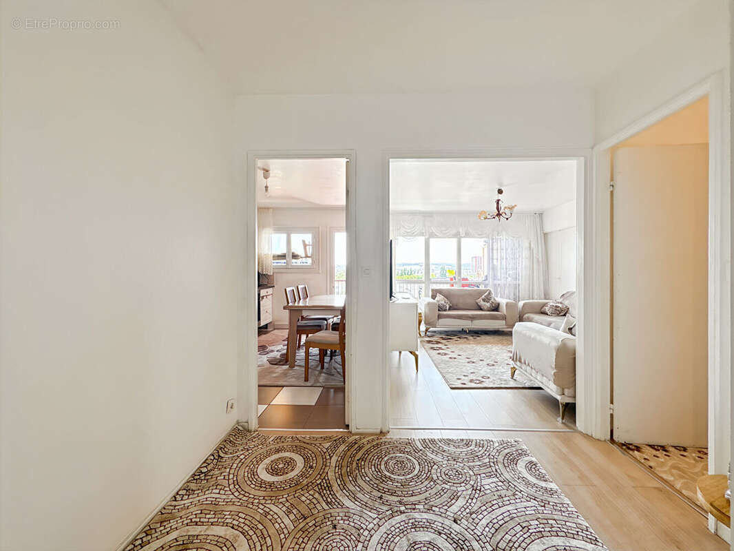 Appartement à MANTES-LA-JOLIE