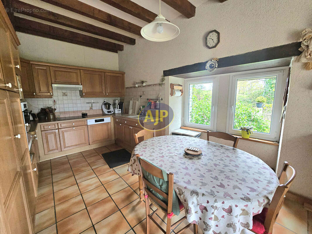 Maison à CONQUEREUIL