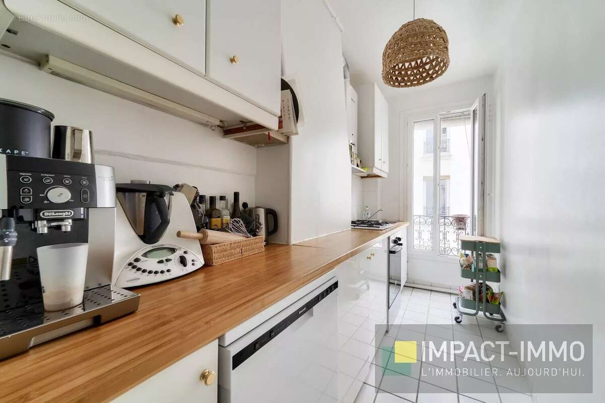 Appartement à PARIS-18E