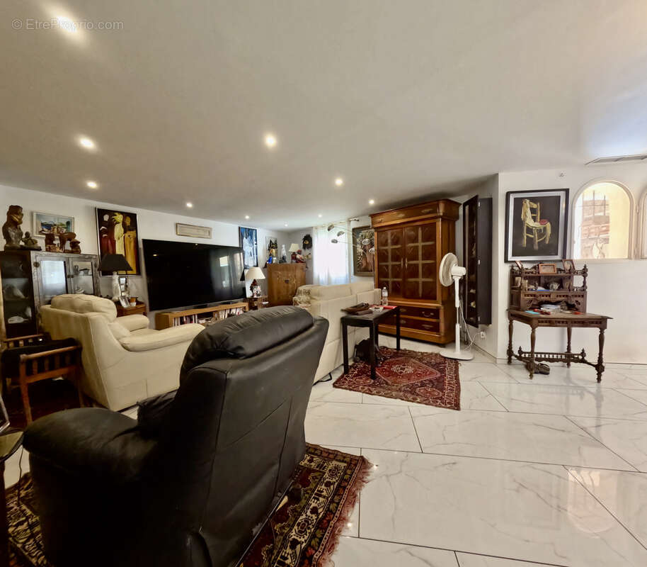 Appartement à LA FARLEDE