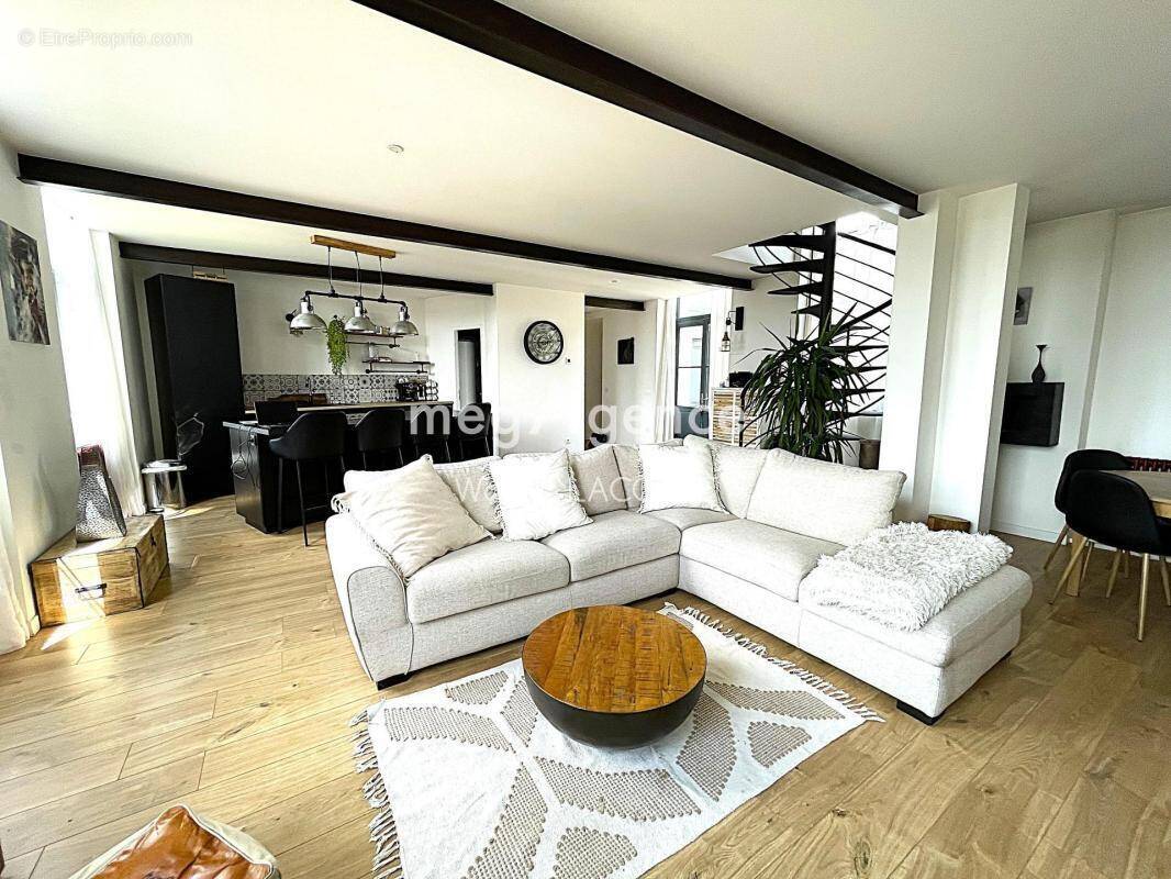 Maison à CHAVENAY