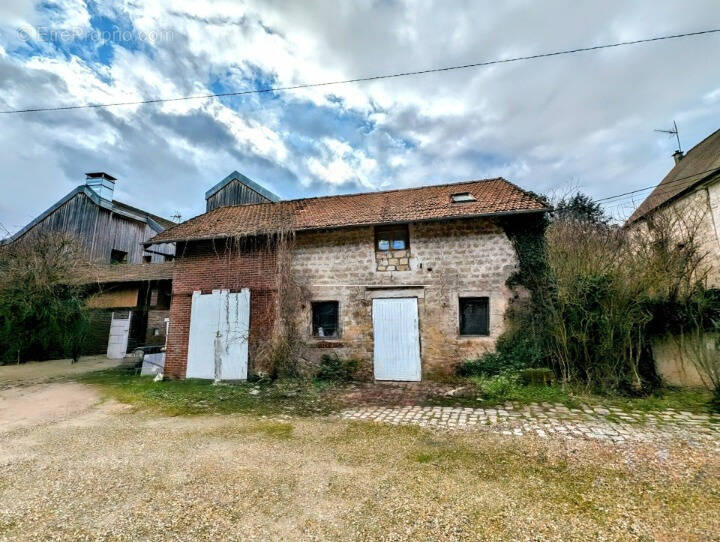 Maison à AUVERS-SUR-OISE