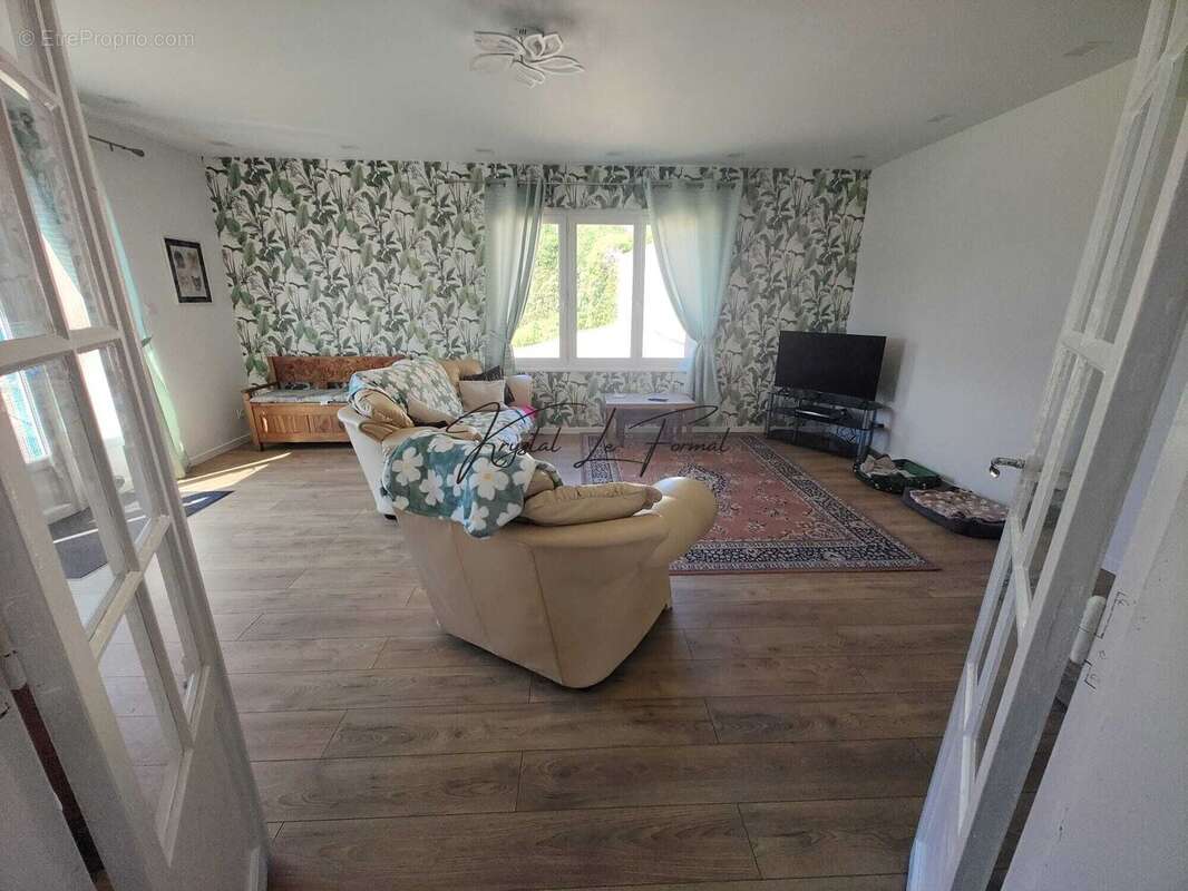 Maison à COULONGES-SUR-L'AUTIZE