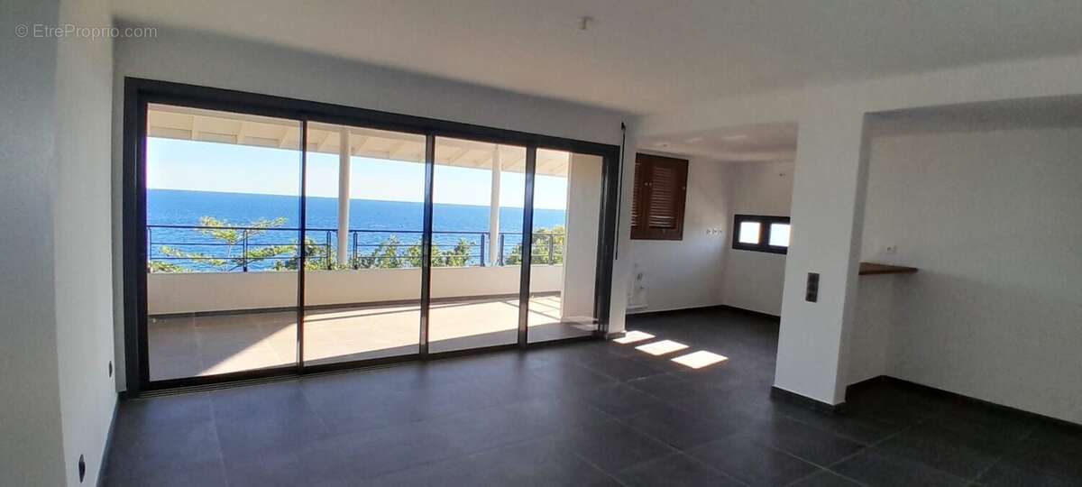 Appartement à VIEUX-FORT