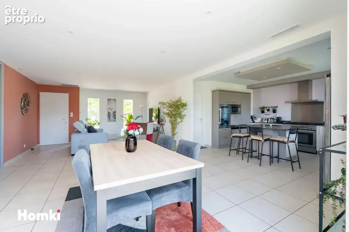 Maison/Villa T4 de 125 m² à Carbonne 31390 - photo 4