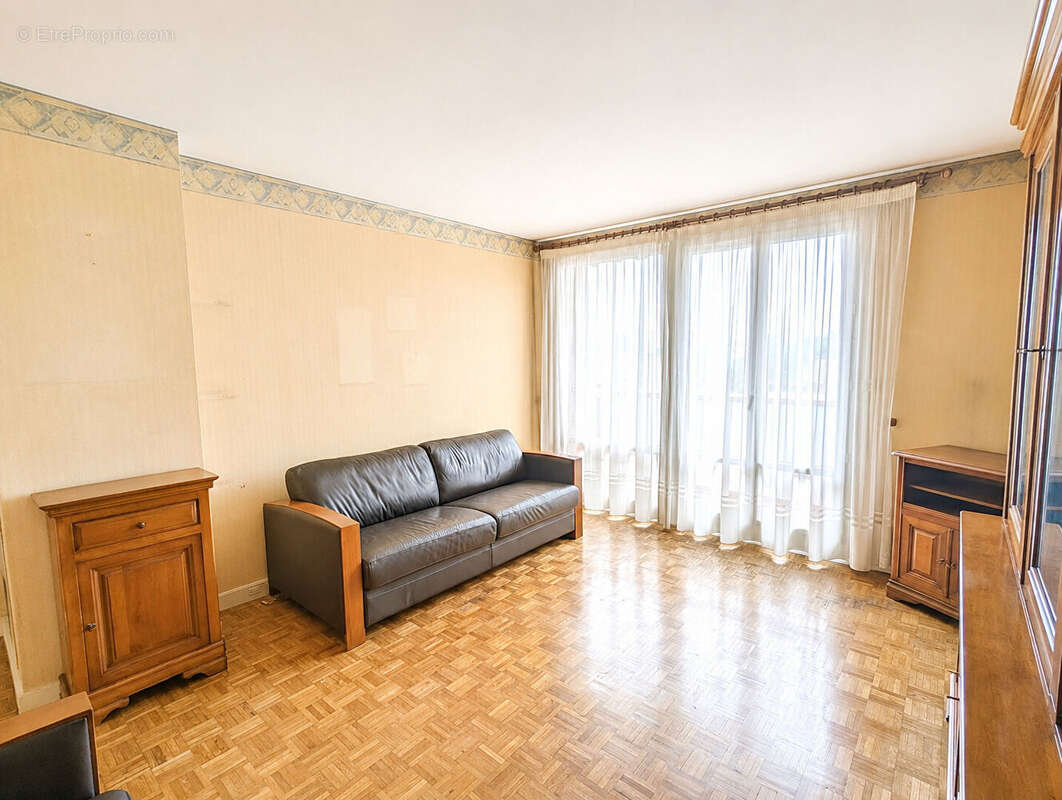 Appartement à BONDY
