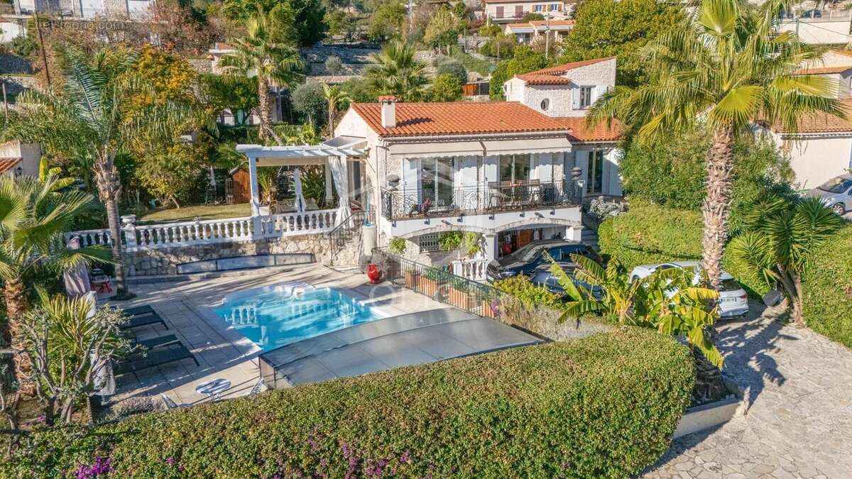 Maison à BEAUSOLEIL