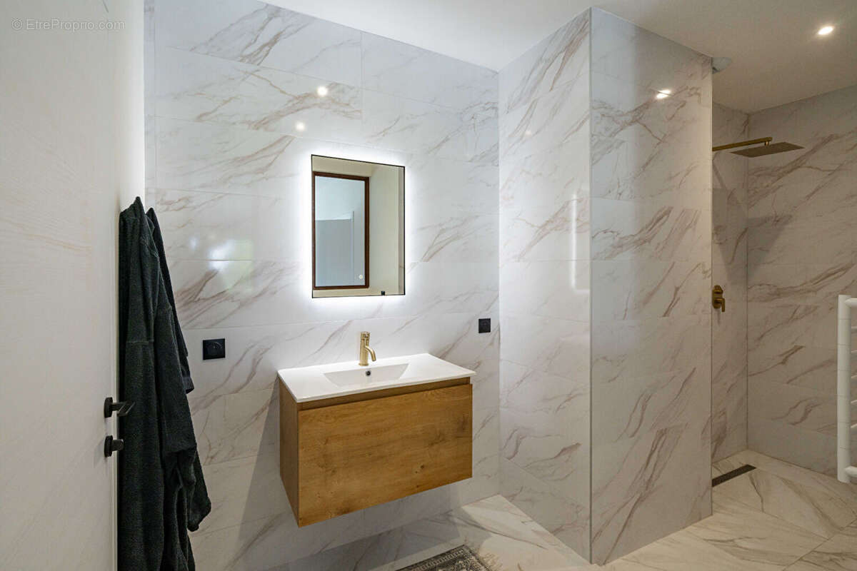 Maison à LES MESNEUX