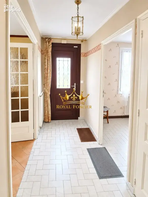 Maison 5 pièces 118 m² à vendre à Chatellerault (86100) - photo 2