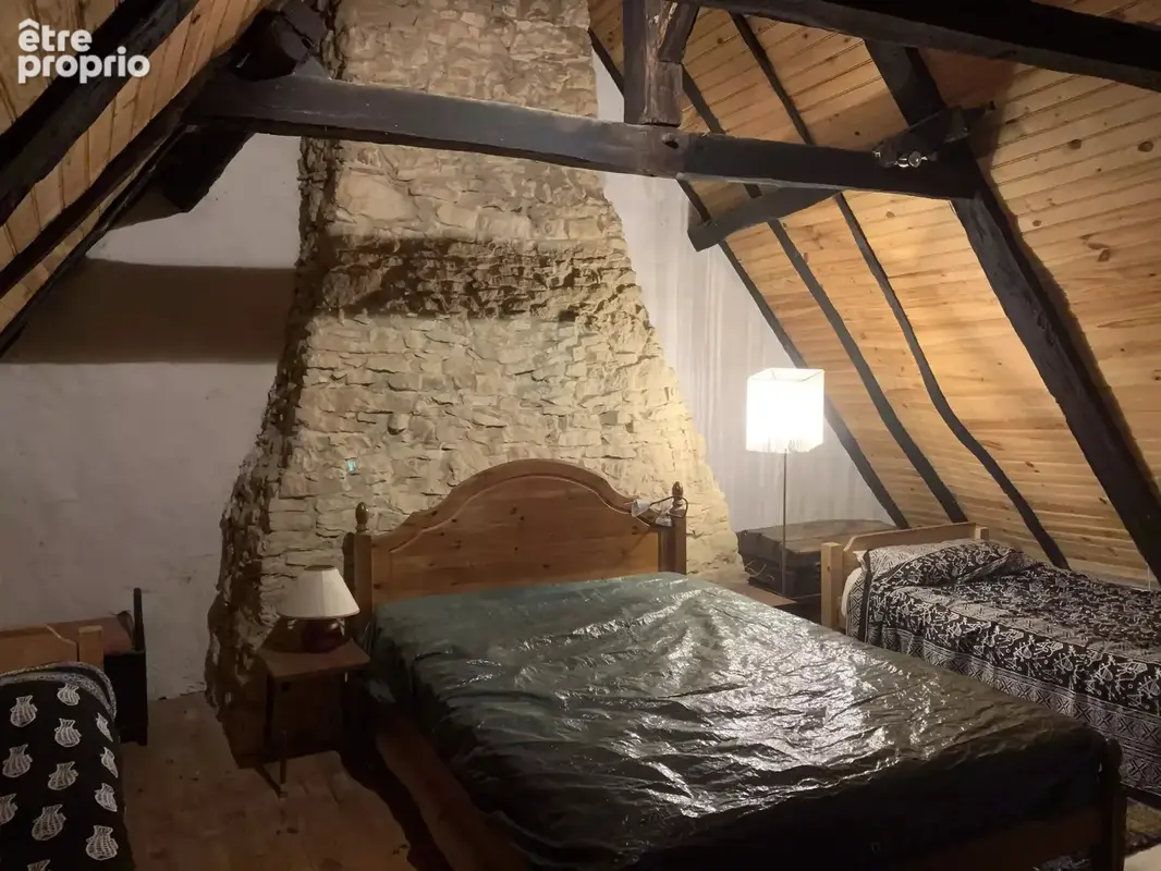 Près de Hautefort, Dordogne - Ensemble de deux petites maisons - photo 5