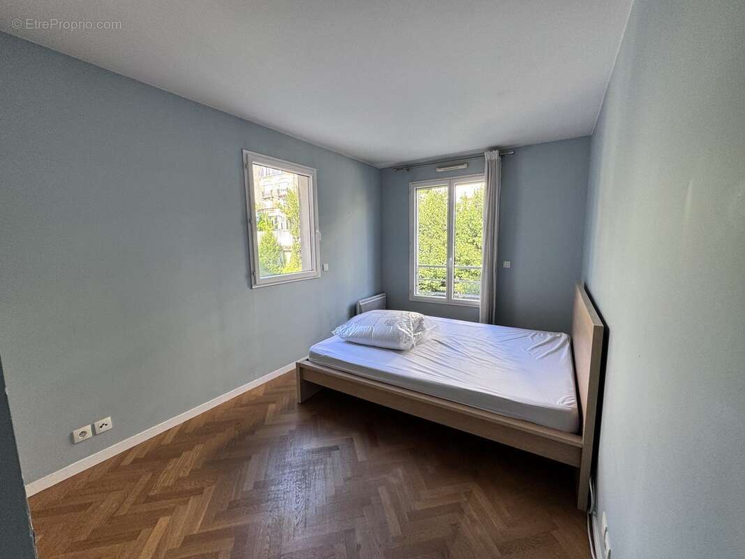 Appartement à SURESNES