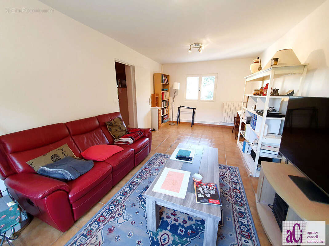 Maison à L'HAY-LES-ROSES