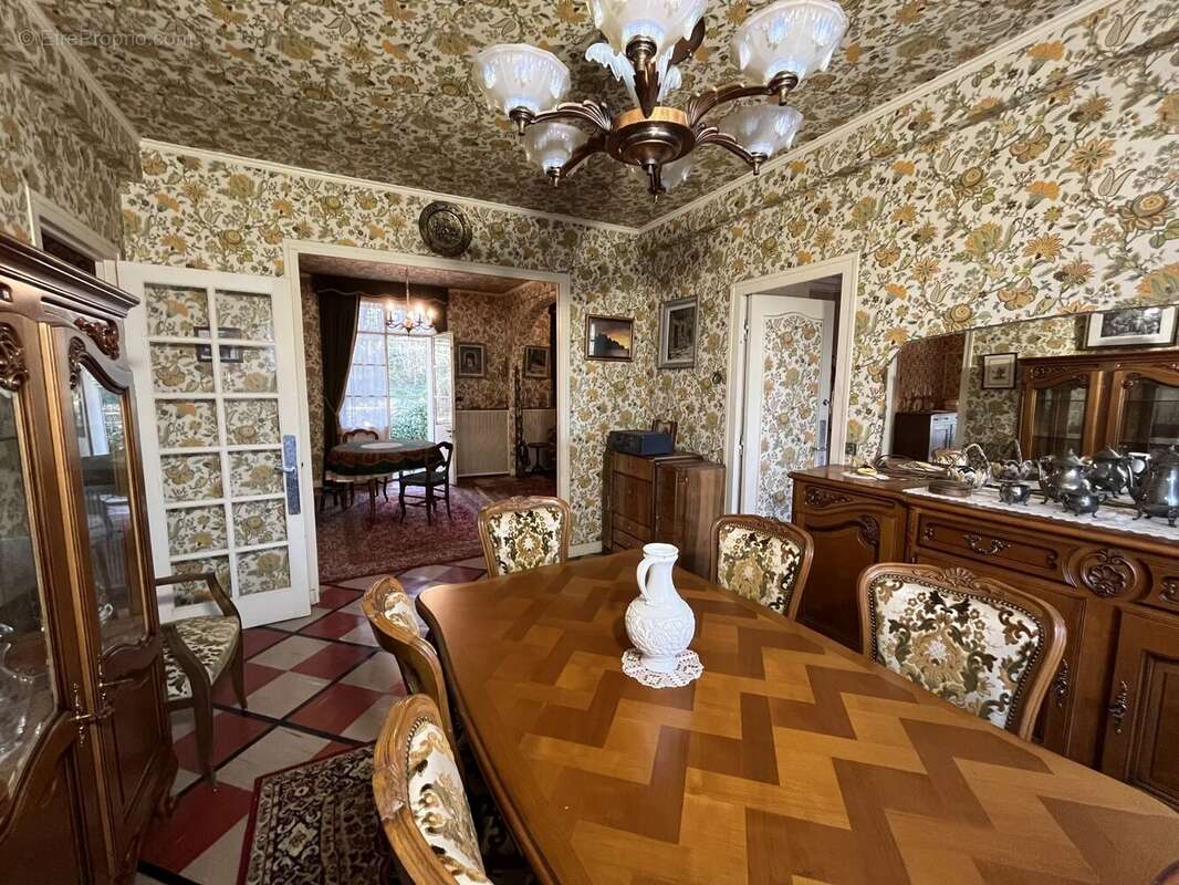 Maison à POIGNY-LA-FORET