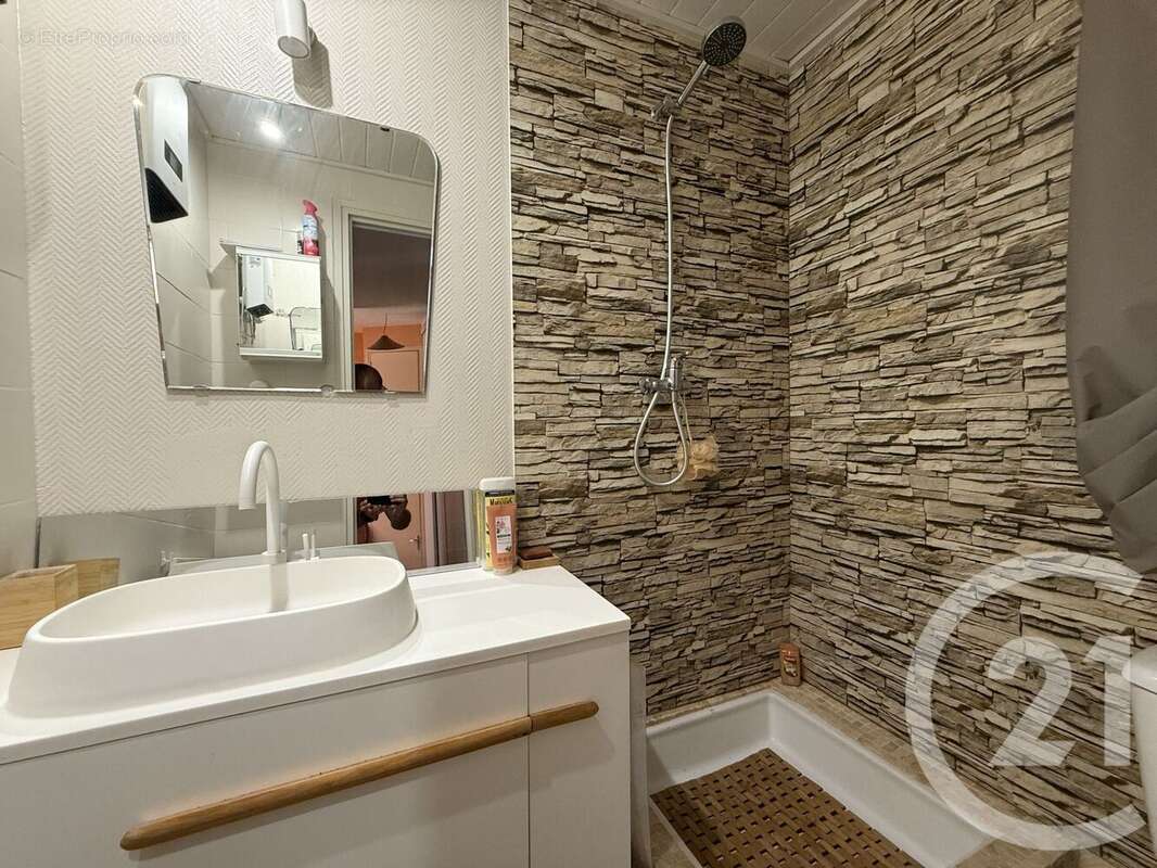 Maison à SAINT-CYPRIEN