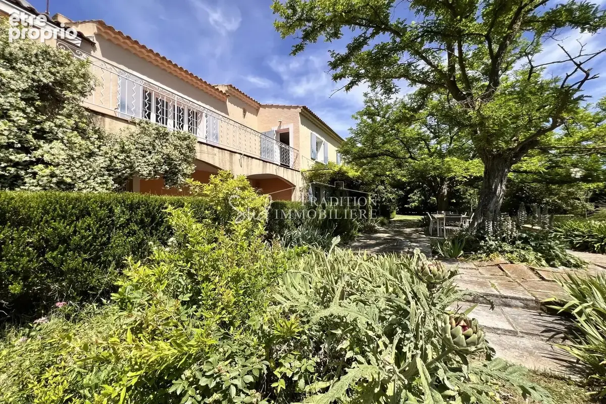 Maison 8 pièces 256 m² à vendre à Fontvieille (13990) - photo 6
