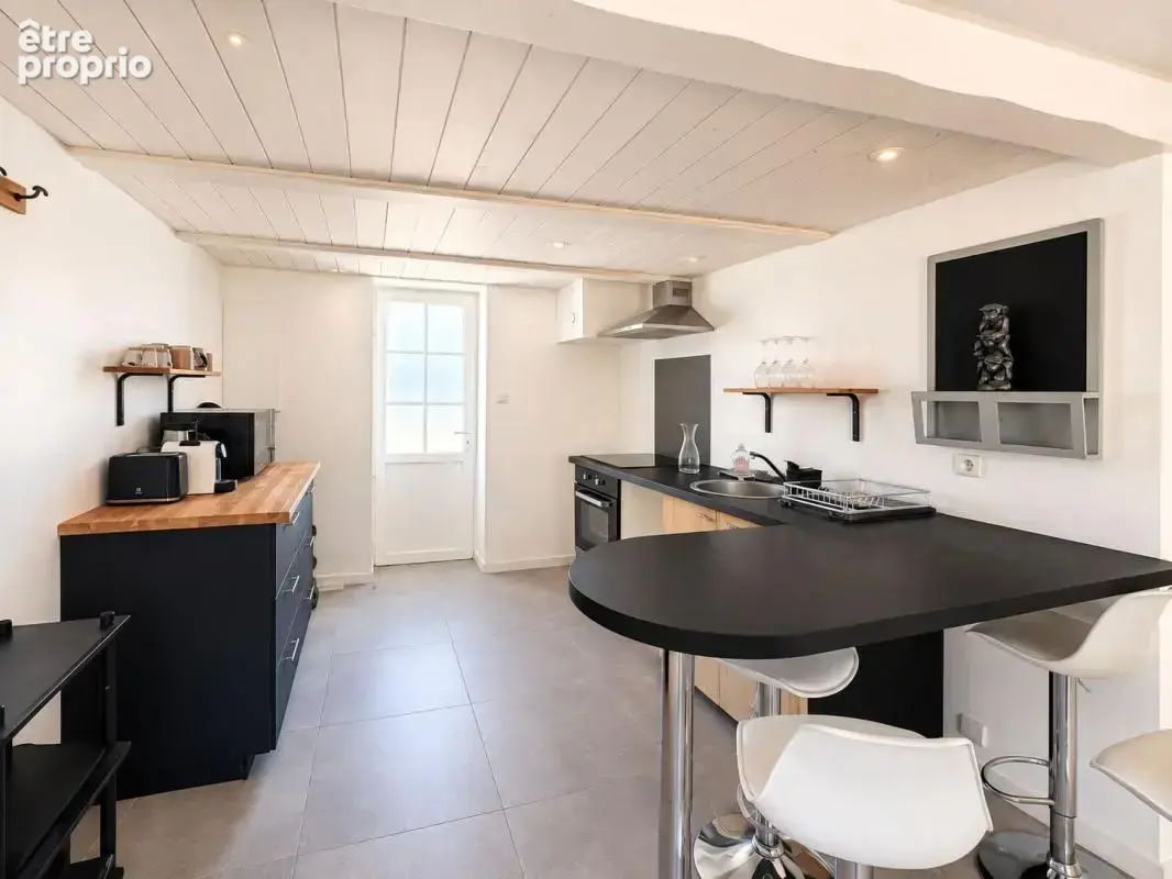 Saint-Martin-de-Ré – Charmante maison avec terrasse à proximité du port - photo 4