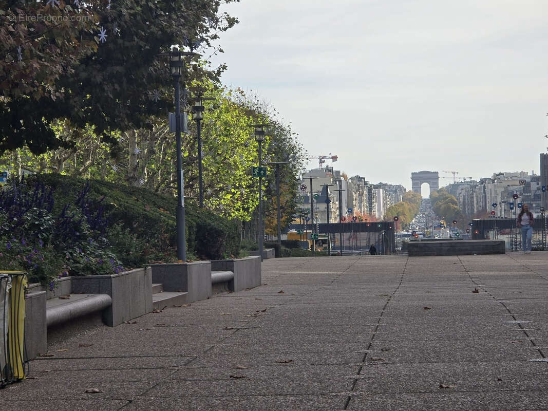 Appartement à COURBEVOIE