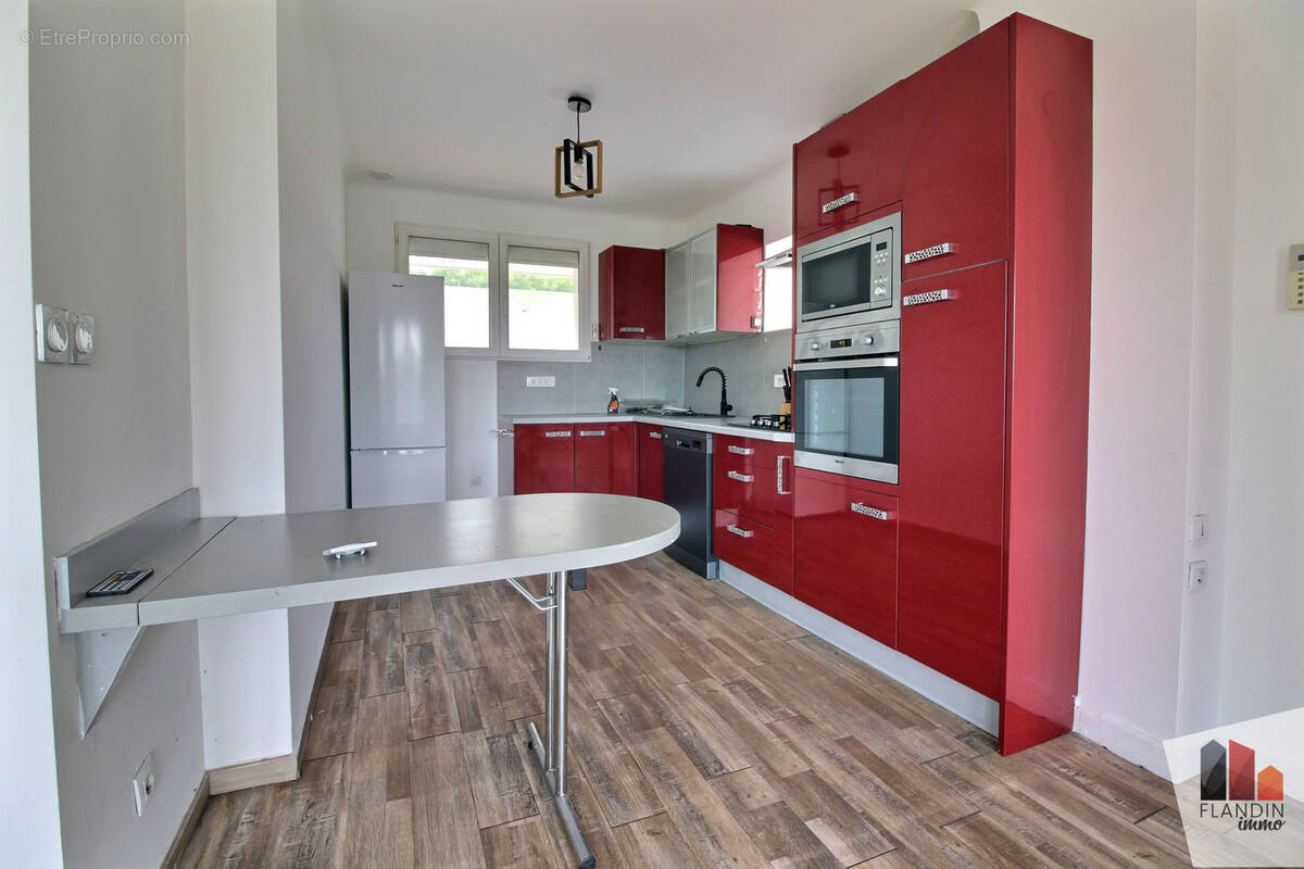 Maison à CHARLY