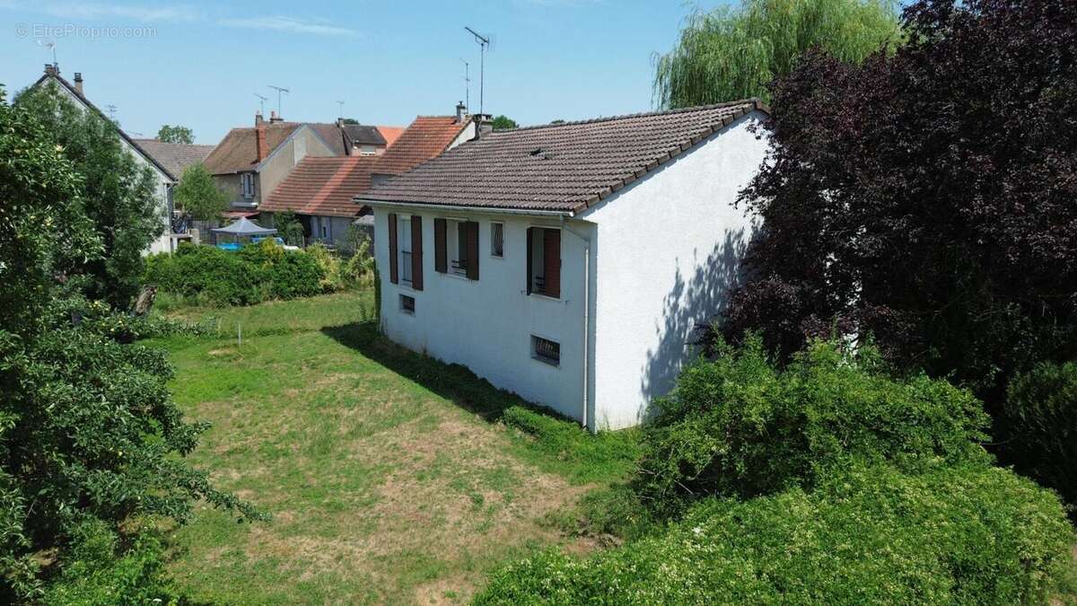 Maison 89 m² à Cosne-Cours-Sur-Loire  - photo 3
