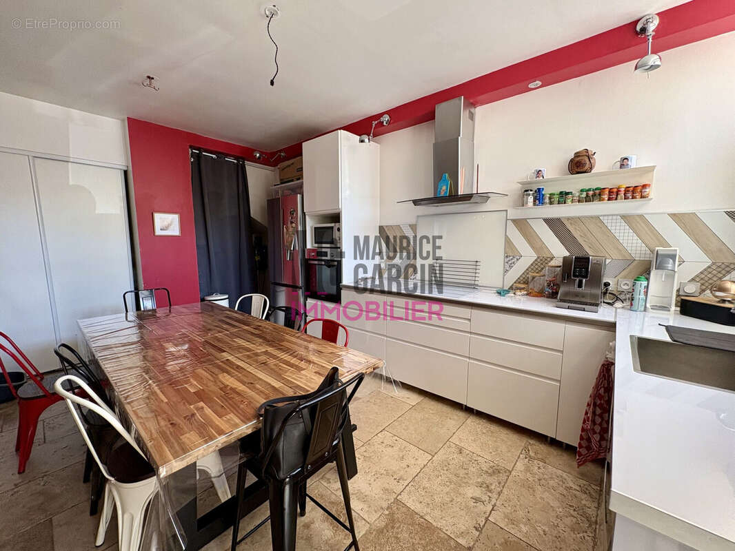 Maison 128 m² à Saint-Didier  - photo 3