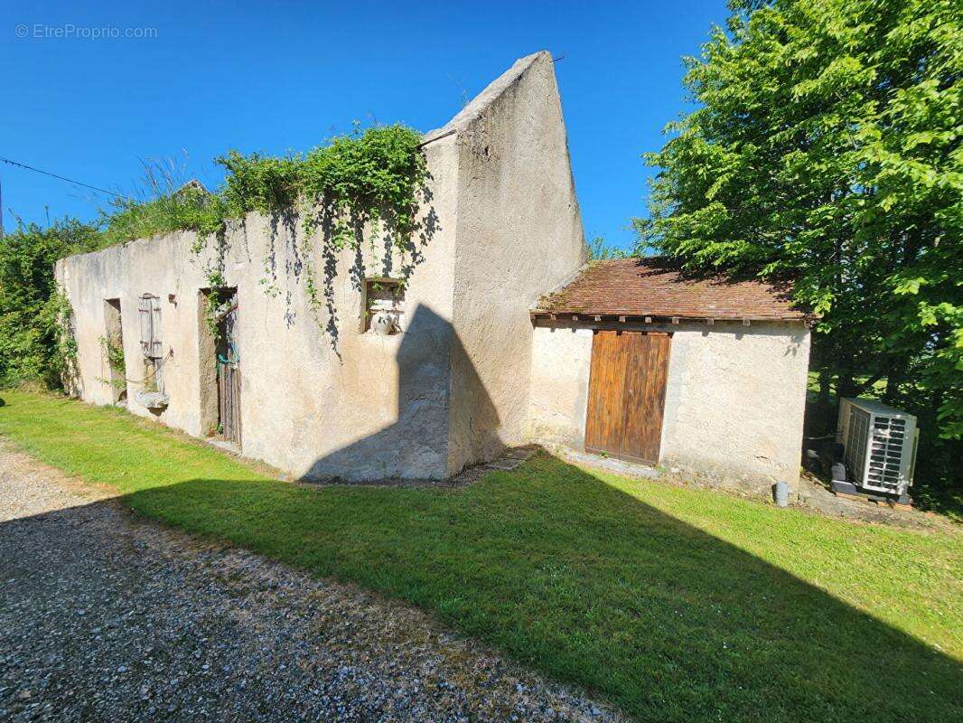 Maison Manthelan 7 pièce(s) 255 m2 - photo 5