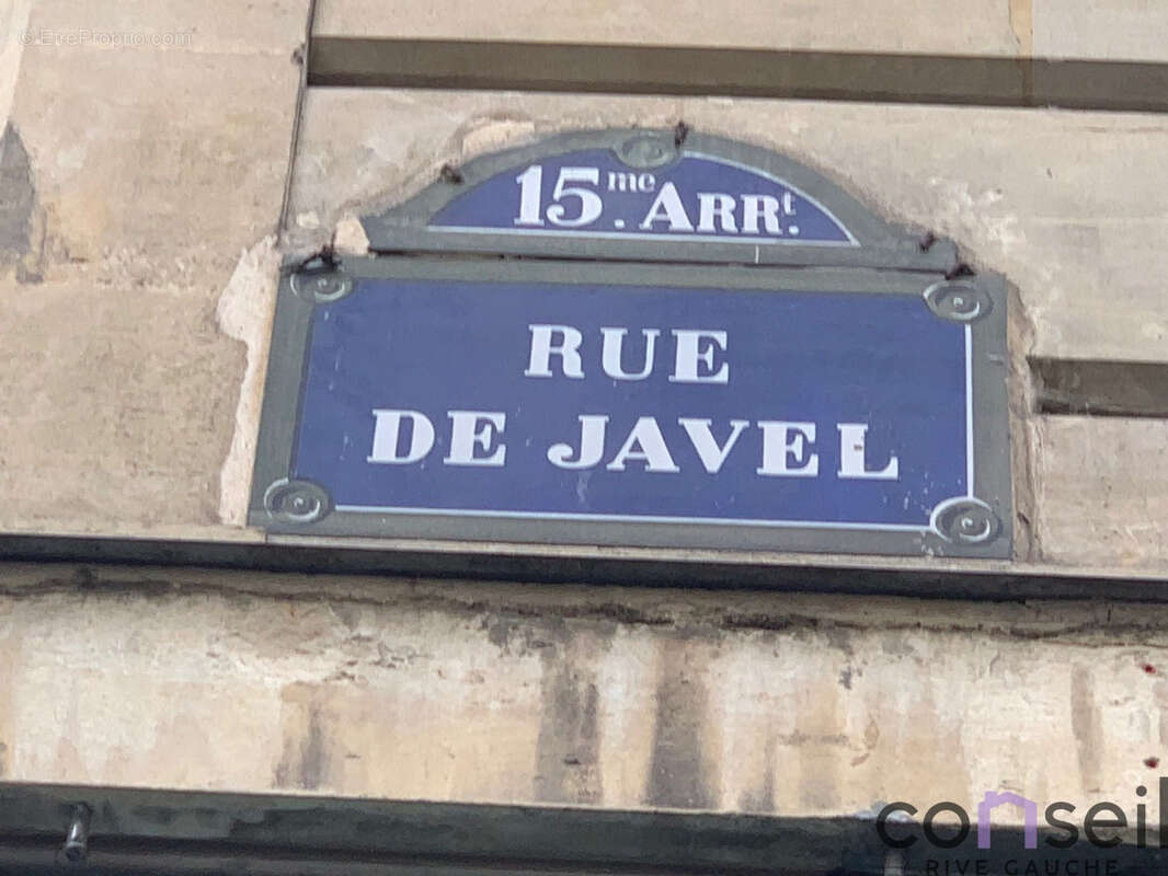 Appartement à PARIS-15E