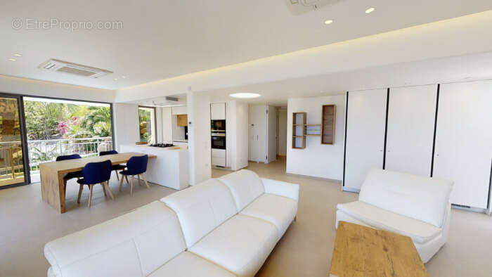 Maison à CAPESTERRE-BELLE-EAU