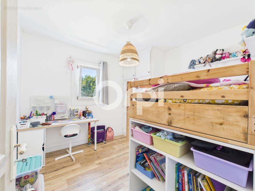 Maison à TOURRETTES