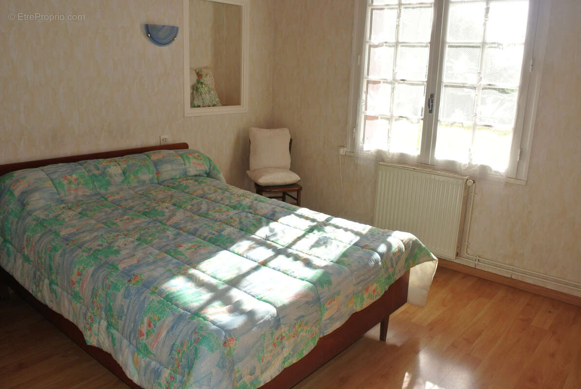 Maison à MAUVEZIN-SUR-GUPIE