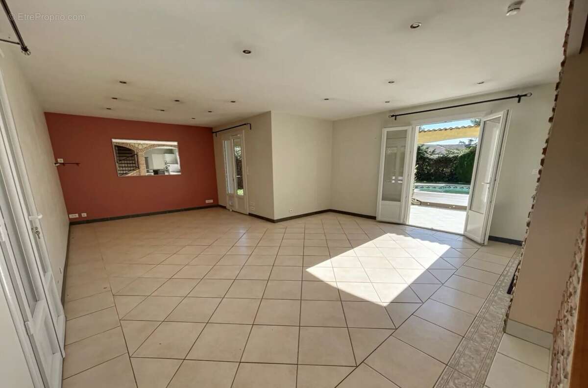 Maison à LABARTHE-SUR-LEZE